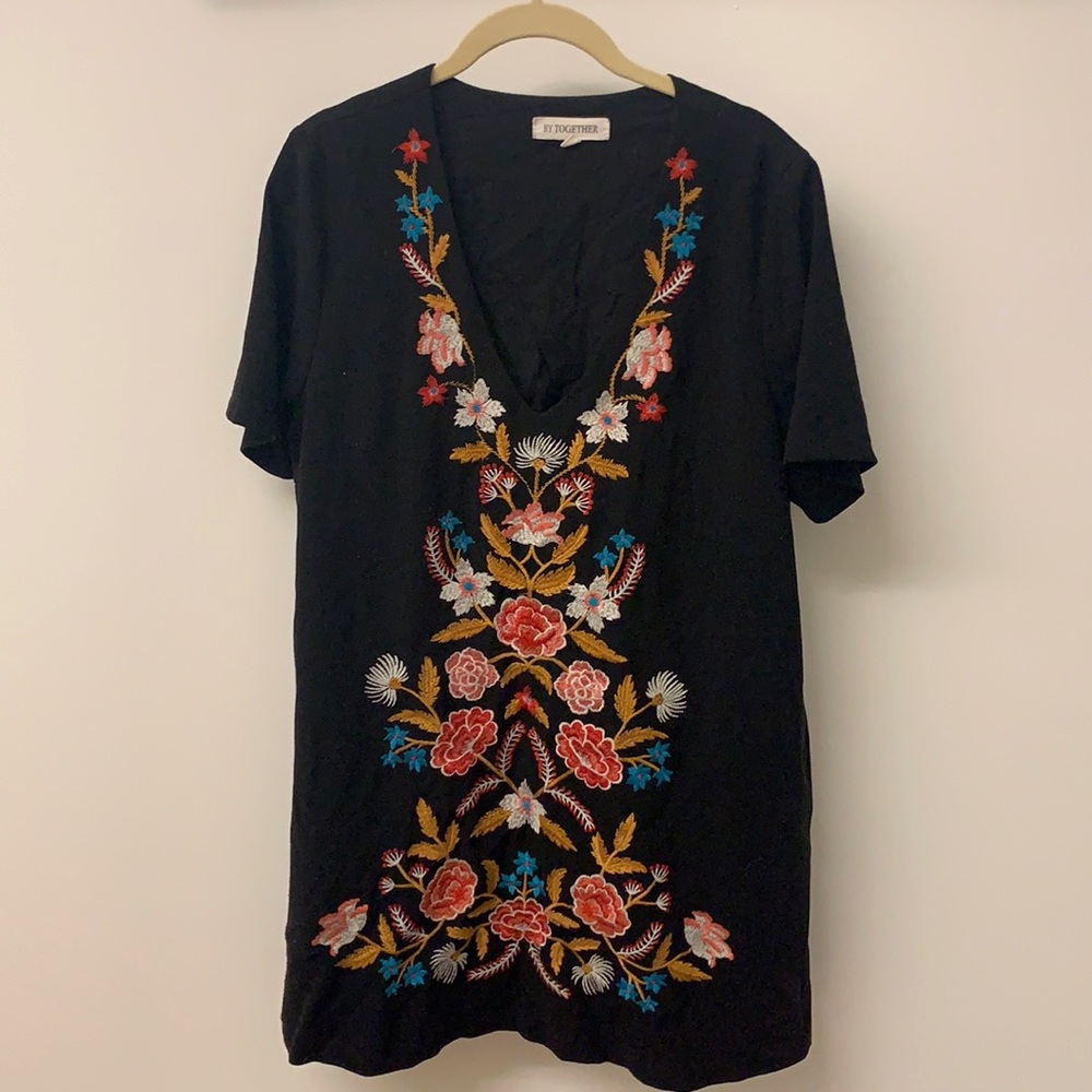 By Together Embroidered Floral Dress, Size Large